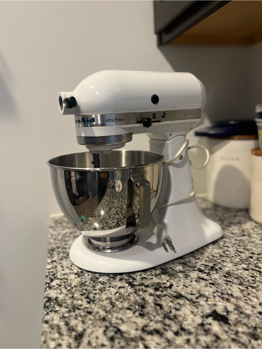KitchenAid White Tilt-Head Stand Mixer with Stainless Bowl